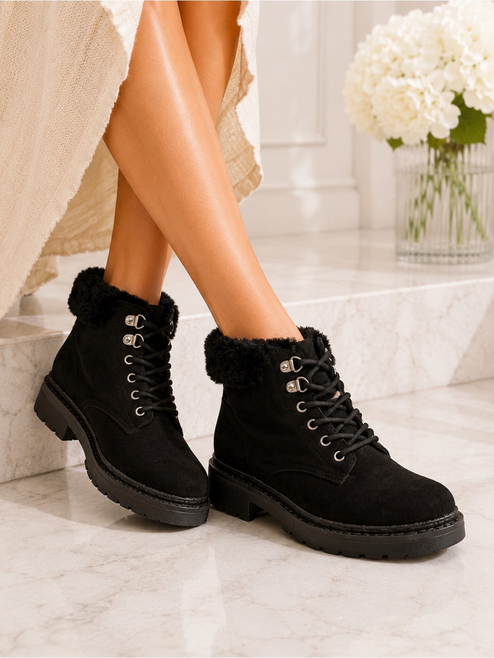LC Lauren Conrad Black Faux Fur Hiker Boots Lace-Up Combat Ankle Boots NWT 7.5